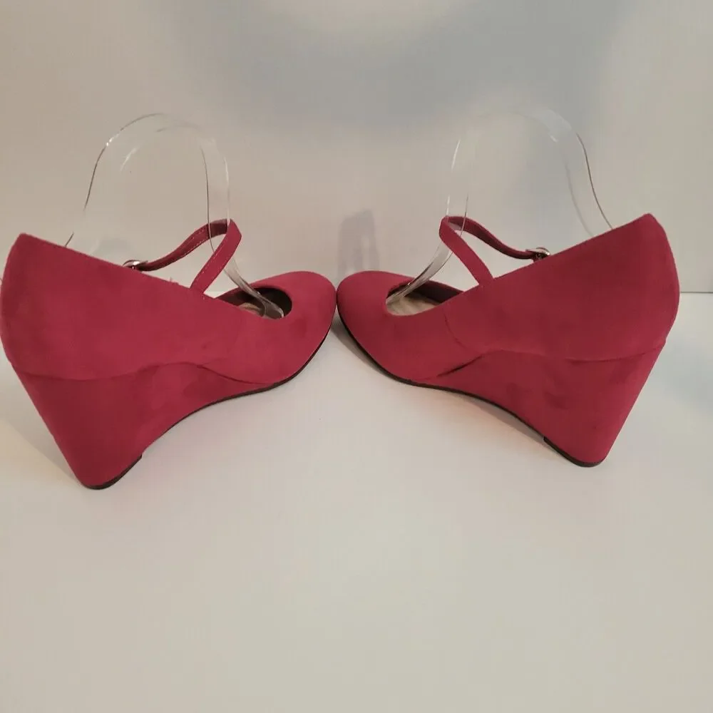 Coutgo Women’s Size 10 Red Mary Jane Wedge Heels Faux Suede Shoes
